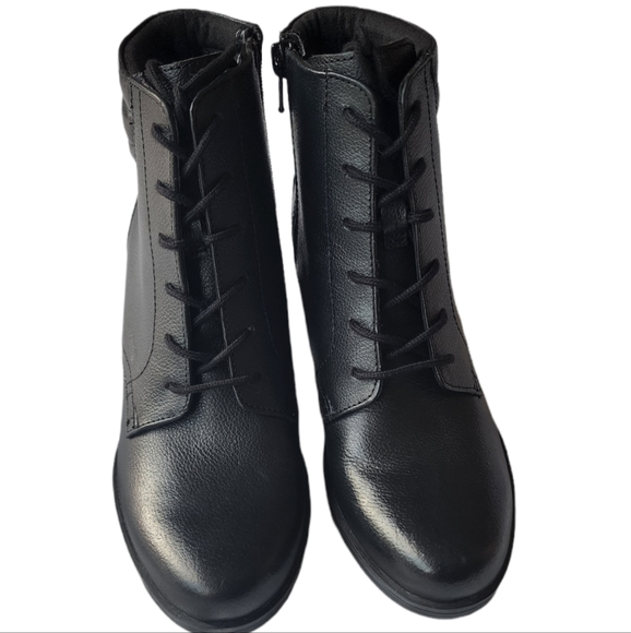 Clarks Shoes Clarks Collection Womens Black Leather Ankle Boots